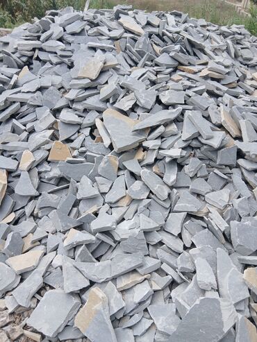 Dekorativ daşlar: Təbii daş plitələr müxtəlif layihələr üçün uyğun olan çoxfunksiyalı -da lalafo.az — 8 Dekorativ daşlar: Təbii daş plitələr müxtəlif layihələr üçün uyğun olan çoxfunksiyalı — 8