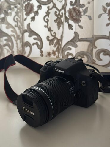 Фотоаппараты: Canon EOS 750d Объектив 18-135 В отличном состоянии, практически не