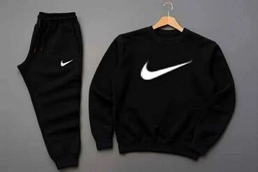 Gornji i donji deo: Nike, Sa ilustracijom, bоја - Šareno — 2