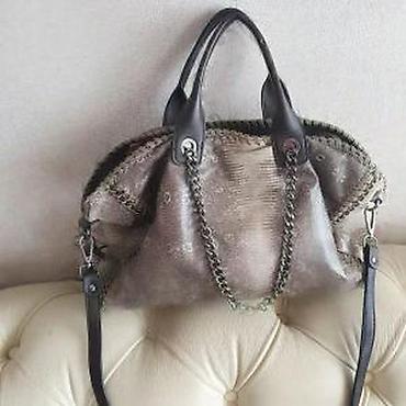 Kompleti: 1.LOOKAT TORBA, DIVNA, 2. COLLISTAR TASNICA I 2 NESESERA | 1 — 11