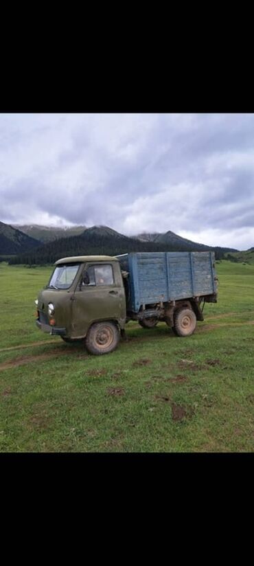 капалка копалка картофелекопалка: УАЗ 452 Buhanka: 1987 г., Механика, Пикап