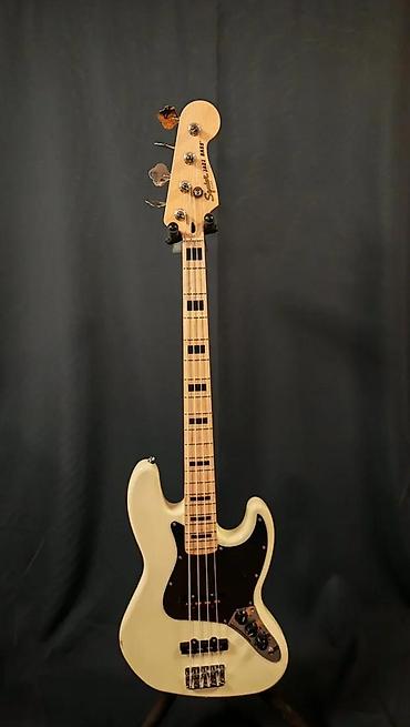 Gitare: SQUIER AFFINITY ACT JAZZ BASS OWT | . Slanje po — 2