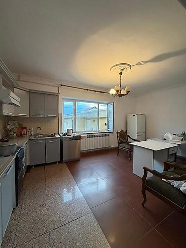 Продажа коттеджей и домов: 🔥 Продается особняк 🏡 📍 Район: Баха — Южная Магистраль 🔹 Ж/м — 12
