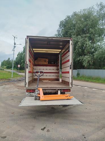 Грузовой фургон Mercedes-Benz Sprinter с изотермическим кузовом и at lalafo.kg Грузовой фургон Mercedes-Benz Sprinter с изотермическим кузовом и