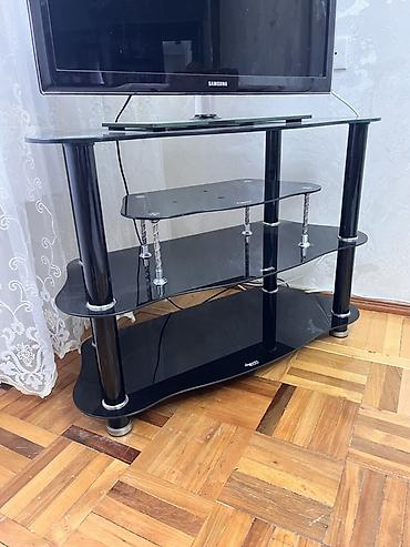 eyvan az: Şüşə TV stendi - Material: qalın temperli şüşə rəflər + möhkəm metal — 1