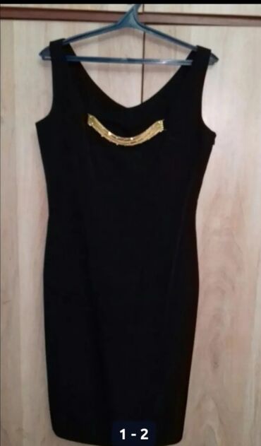 Повседневные платья: Платья женские, три модели. 1) Черное платье-футляр с широким — 10