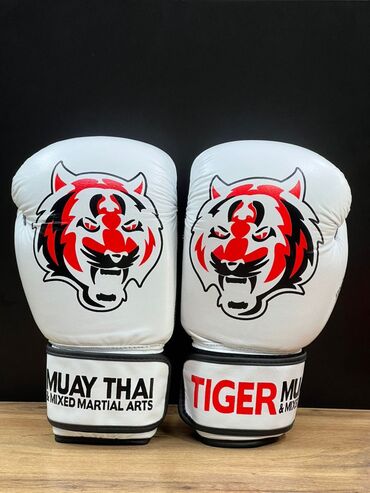 Другое для спорта и отдыха: Боксерские перчатки Наши адреса: 📍Ахунбаева Алматинка кольцо — 2