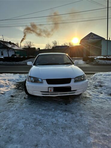 таета ипсум 2003: Toyota Camry: 1999 г., 2.2 л, Автомат, Бензин, Седан