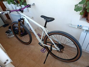 İnformatika: Yeni Şəhər velosipedi 29", sürətlərin sayı: 10, Ünvandan götürmə, Pulsuz çatdırılma, Ödənişli çatdırılma