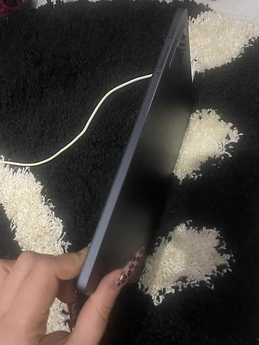 blackview telefon: 5-6 ay olar alinib.Iş ucun alinmişdi lazim olmadigi ucun satiram. Hec — 2