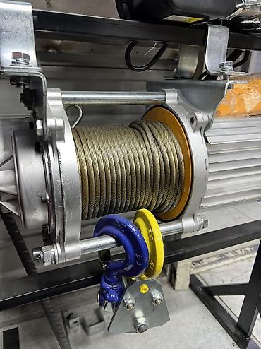 Другие инструменты: Электрическая лебёдка тросовая Грузоподъемность 1500кг Напряжения — 3