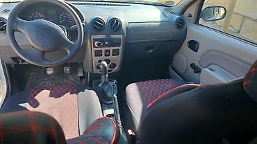 vaz lada oka: Dacia Logan MCV (ağ rəng), univeral kuzov Xüsusiyyətlər: - 5 qapı, 7 — 4