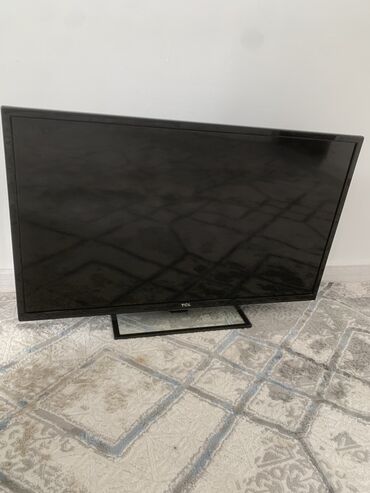 переходник для наушников для ноутбука: Телевизор TCL, плоская панель с диагональю ориентировочно 32–40"