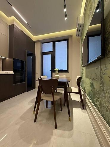bakida ev satisi: 2 otaqlı, Yeni tikili, m. Xətai, 85 kv. m — 10