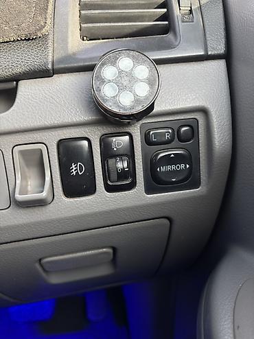 Toyota: Toyota Noah: 2003 г., 2 л, Автомат, Бензин, Минивэн — 11