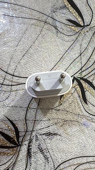 adaptor başlığı: Məhsul: USB divar adapteri (2 pinli, EU fiş) 20W luq ayfon adapter — 1