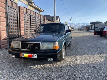 продается машина: Volvo 240: 1988 г., 2.3 л, Механика, Бензин, Седан