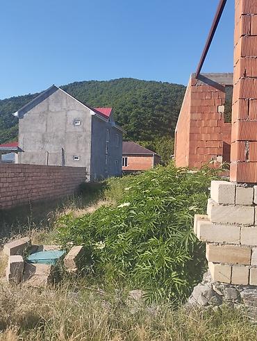 qaxda ev satilir: 4 otaqlı, 130 kv. m, Kredit yoxdur, Təmirsiz — 2
