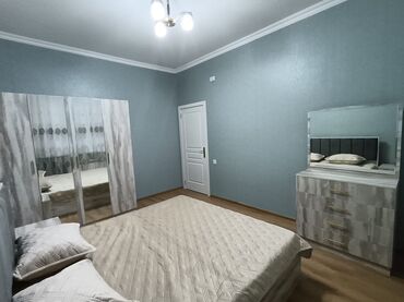 Uzunmüddətli kirayə mənzillər: Mənzillərin icarəsi üçün təklif: zövqlü dizaynlı, tam mebellə və — 27