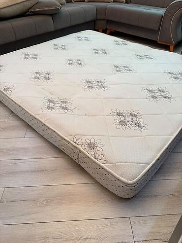 matras dosek: Ortopedik yaylı döşək
100azn tecili satilir — 1