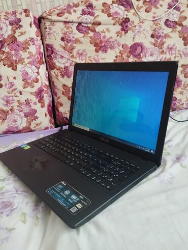 notebook qiymeti: İşlənmiş ASUS ExpertBook, 15.4 ", Intel Celeron, 256 GB, Ünvandan götürmə
