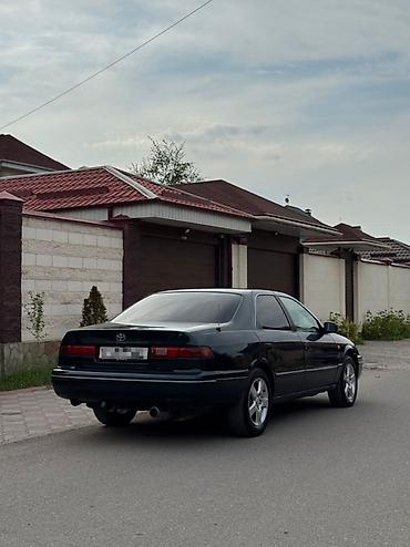 тутойт дымит: Toyota Camry: 1997 г., 3 л, Автомат, Газ, Седан — 4