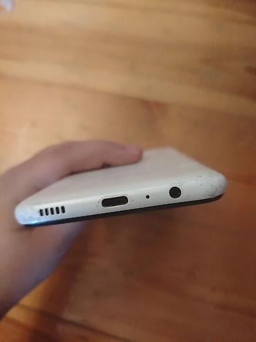 samsung galaxy a10 kabro: Samsung Galaxy A03s, 64 GB, rəng - Ağ, İki sim kartlı — 3