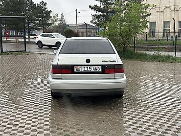 12 t: Volkswagen Vento: 1994 г., 1.8 л, Механика, Бензин, Седан — 5