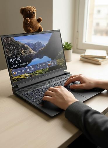 Ноутбуки Dell: Игровой ноутбук Dell G15 - Экран 15.6", тонкие рамки. - Клавиатура — 1