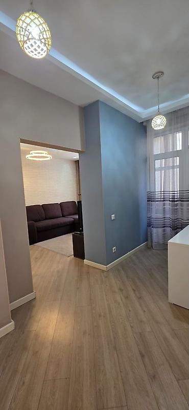 Продажа квартир: 2 комнаты, 61 м², сквер Тоголок Молдо Элитка, 3 этаж — 7