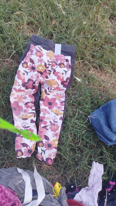 Duksevi: H&M, 104-110 — 4