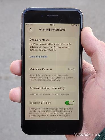 Apple iPhone: IPhone SE 2020, 128 GB — 2