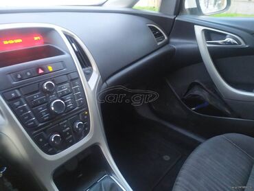 Οχήματα: Opel Astra: 1.2 l. | 2012 έ. | 324000 km. Πολυμορφικό