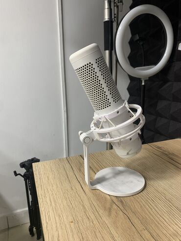 акустические системы somho с микрофоном: Hyper x Quadcast s White