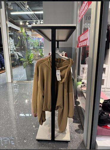 Кронштейны, стойки: Внимание! В связи с освобождением помещения скидка на 30%. Продаю — 7