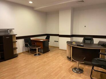 Ofislər: Yasamal rayonu, H.Cavid prospektində (Elimlər Akademiyası m/s — 2