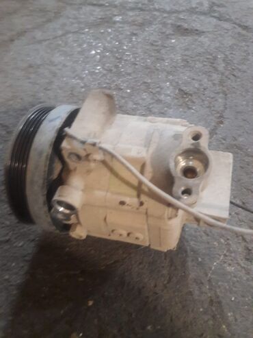 Digər kuzov detalları: Mercedes 212 kuza buferde olan abirsovka ve Hunday sanata abirsovkasl — 5