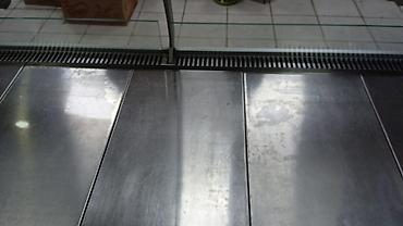 buz m4 hesap: Az istifadə olunub. Soyuduculu vitrin – uzun xəttli, şüşə ön panel və — 5