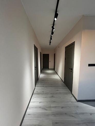 Продажа коттеджей и домов: 5 комнат, 230 м², 4 соток, Бишкек, Ак-Ордо 1 ж/м Агентство недвижимости — 16