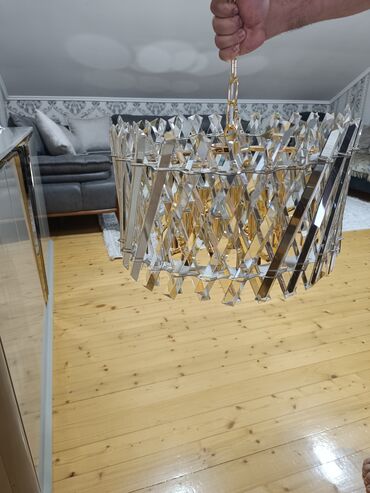 dekorativ işıq: Çılçıraq, 10 və daha çox lampa, Xrustal