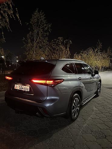byd e2 2024: Toyota Highlander: 2021 г., 3.5 л, Автомат, Бензин, Кроссовер — 9
