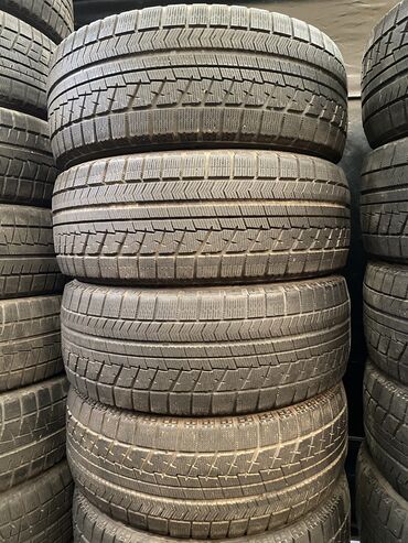 Шины: Шины 225 / 55 / R 17, Зима, Б/у, Комплект, Легковые, Япония, Bridgestone