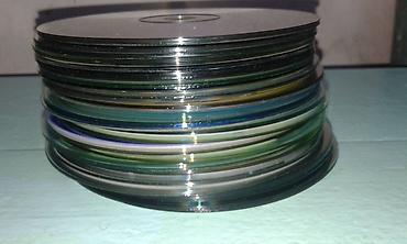kaset satışı: CD disklər üçün kağız və plastik qablar satılır. Plastik qabın biri 2 — 8