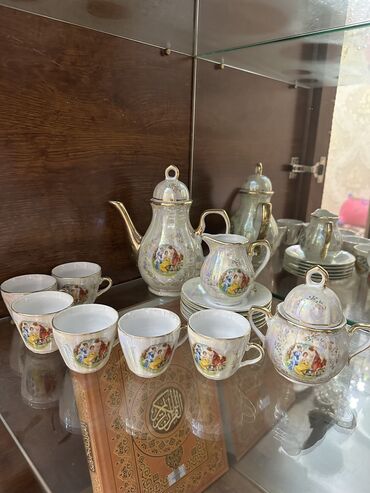 Qəhvə dəstləri və servizlər: Qəhvə dəsti, rəng - Qızılı, Farfor, Madonna, 6 nəfərlik, Yaponiya