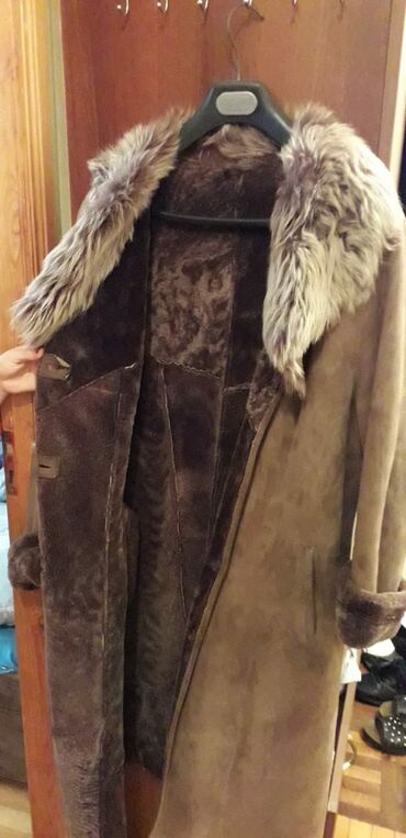 Paltolar: Dublyonka təmi̇z dəri̇ xəz türki̇yəni̇ndi̇ qadin üçün 52-54 razmerdi̇ — 7