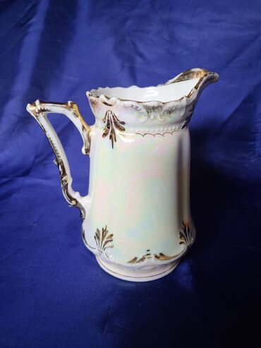 Čajnici: Bokal porcelan,sedef glazura 1914 do 1918godina. Bokal je na lalafo.rs — 3 Čajnici: Bokal porcelan,sedef glazura 1914 do 1918godina. Bokal je — 3