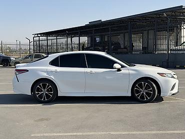 5: Toyota Camry: 2018 г., 2.5 л, Автомат, Бензин, Седан — 3