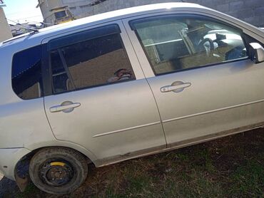 Mazda: Mazda Demio: 2003 г., 1.3 л, Автомат, Бензин, Хетчбек