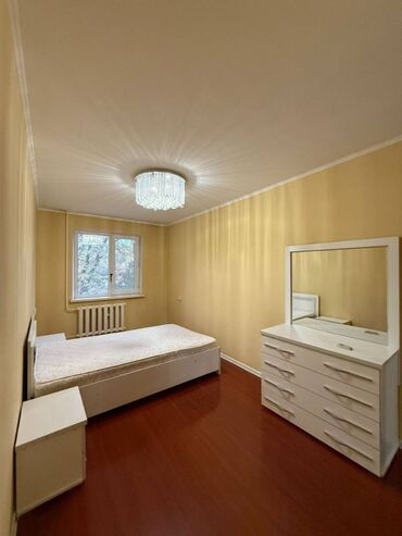 срочно сатам акча керек: 3 комнаты, 58 м², 104 серия, 3 этаж, Косметический ремонт