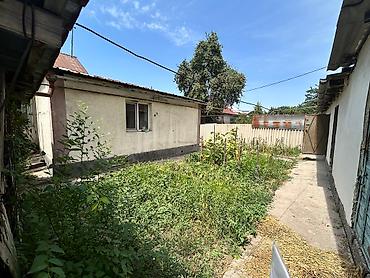 Half-house for sale: 🔥 СРОЧНО! Продаётся 4 комнатная пол дома с участком 4 соток ✨ 📍 г — 4